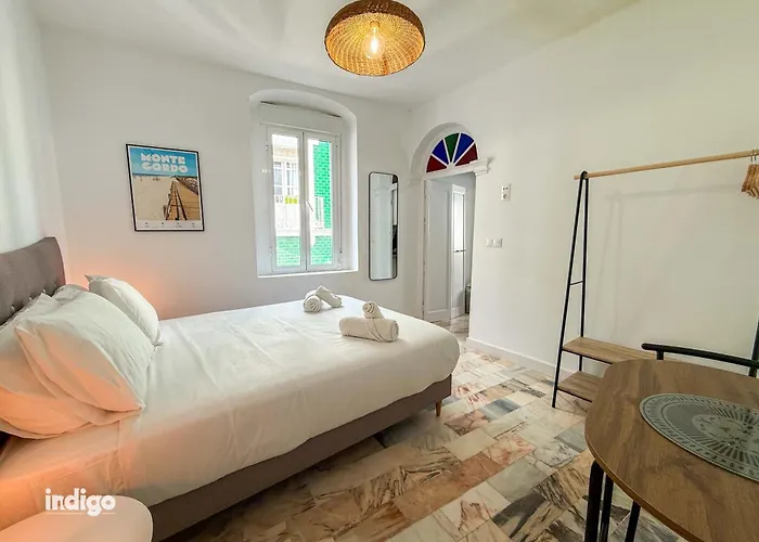 Casa Cristóbal Colón habitaciones con vistas a Semana Santa y Fiestas